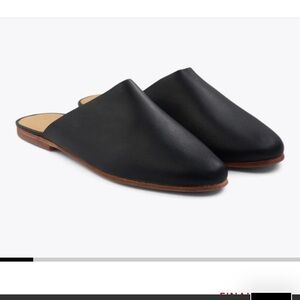 Nisolo Black Mule Slides